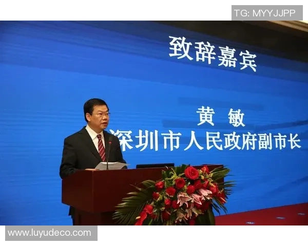 深度对话：黄敏在绿茵场上的追梦旅程与人生启示