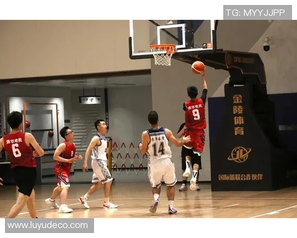 深圳篮球队篮球意识排名创新高展现团队实力与战术智慧 深圳篮球队篮球意识排名创新高展现团队实力与战术智慧