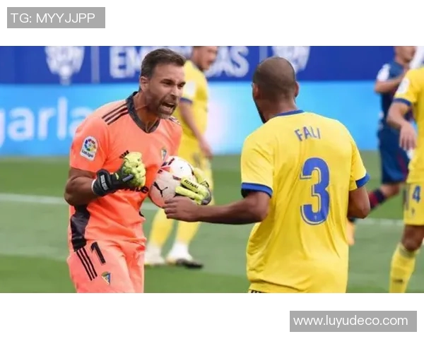 西安羽毛球队在世界杯预选赛中以82分领跑积分榜展现强大实力 西安羽毛球队在世界杯预选赛中以82分领跑积分榜展现强大实力