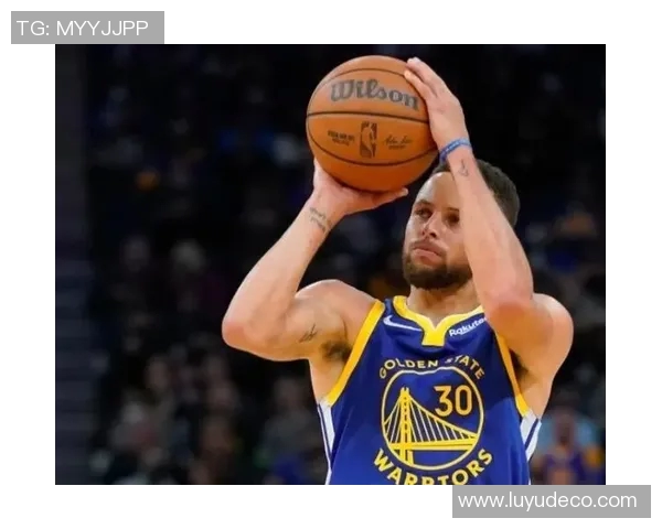 库里三分大赛决赛狂轰20球创历史纪录展现无与伦比的投篮能力