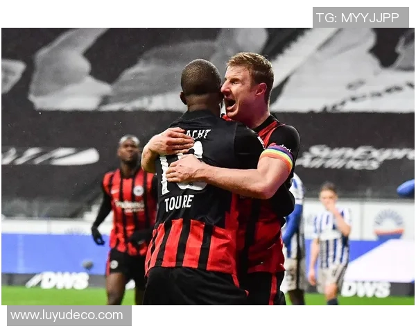 柏林赫塔与汉诺威的对决分析与战术探讨