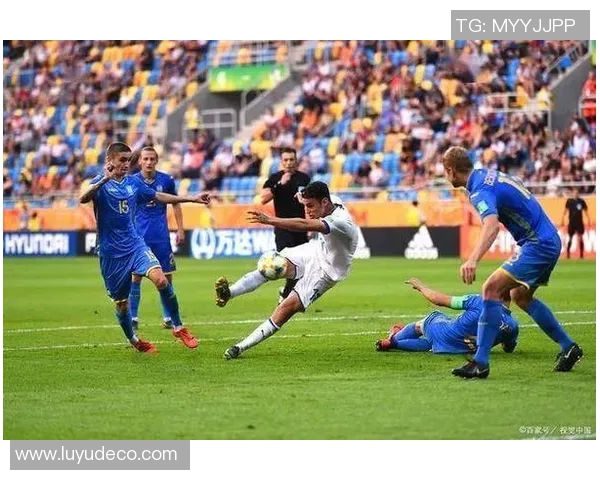 瓦尔韦克与坎布尔激战正酣谁能在这场对决中笑到最后