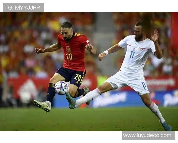 西班牙对阵捷克的精彩赛果分析与比赛亮点回顾