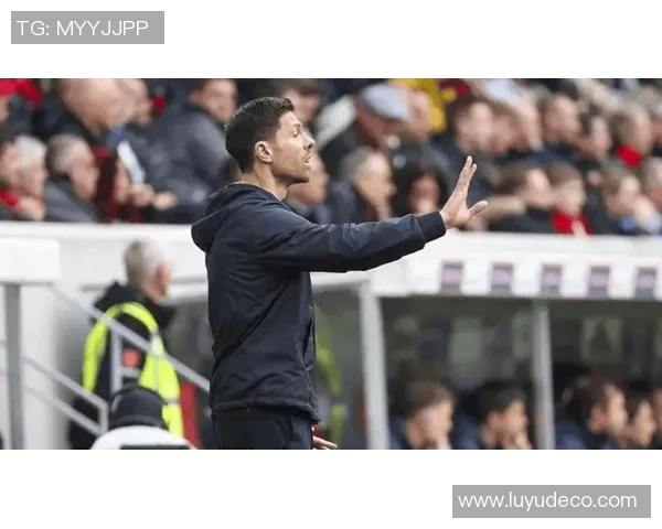 利物浦与拜仁激战正酣在线直播全程回顾与精彩瞬间分析