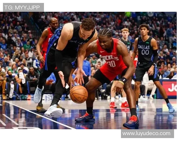 火箭队与独行侠精彩对决比分揭晓赛季精彩瞬间回顾