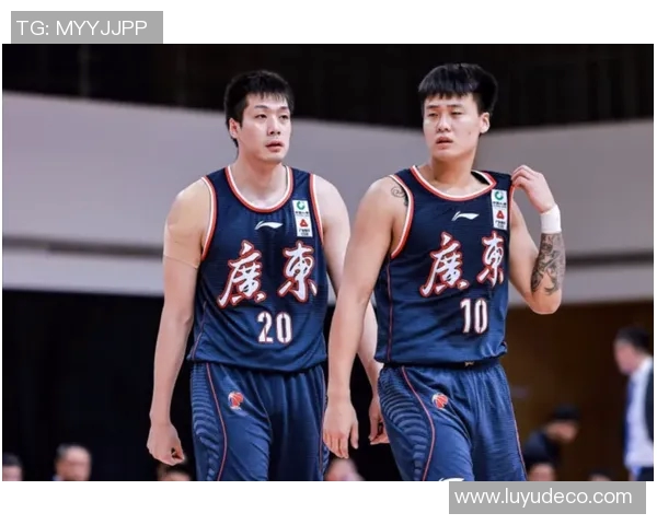 雷丁与布莱克普激战正酣谁能在这场较量中笑到最后 雷丁与布莱克普激战正酣谁能在这场较量中笑到最后