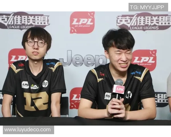 和平精英战术解析RNG战队中路突破体系的成功秘诀与实战应用 和平精英战术解析RNG战队中路突破体系的成功秘诀与实战应用