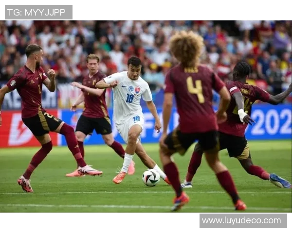 土耳其与巴西友谊赛精彩对决展现足球魅力与团队精神 土耳其与巴西友谊赛精彩对决展现足球魅力与团队精神