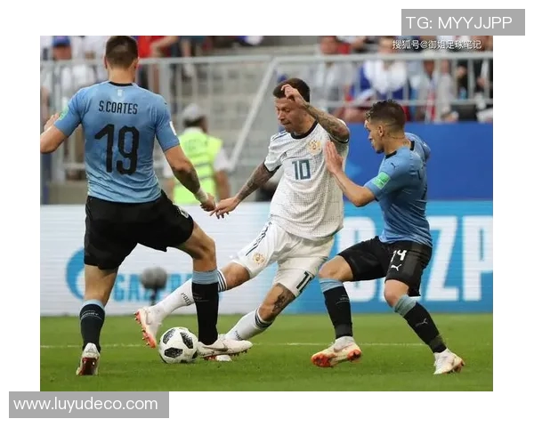 法国与乌拉圭激战成和比分揭晓精彩瞬间回顾 法国与乌拉圭激战成和比分揭晓精彩瞬间回顾