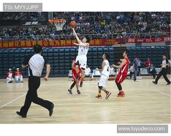 武汉篮球队在锦标赛中的灵活性表现分析与战术探讨