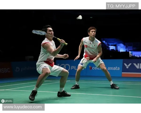 武汉羽毛球队快攻战术解析与实战应用探讨